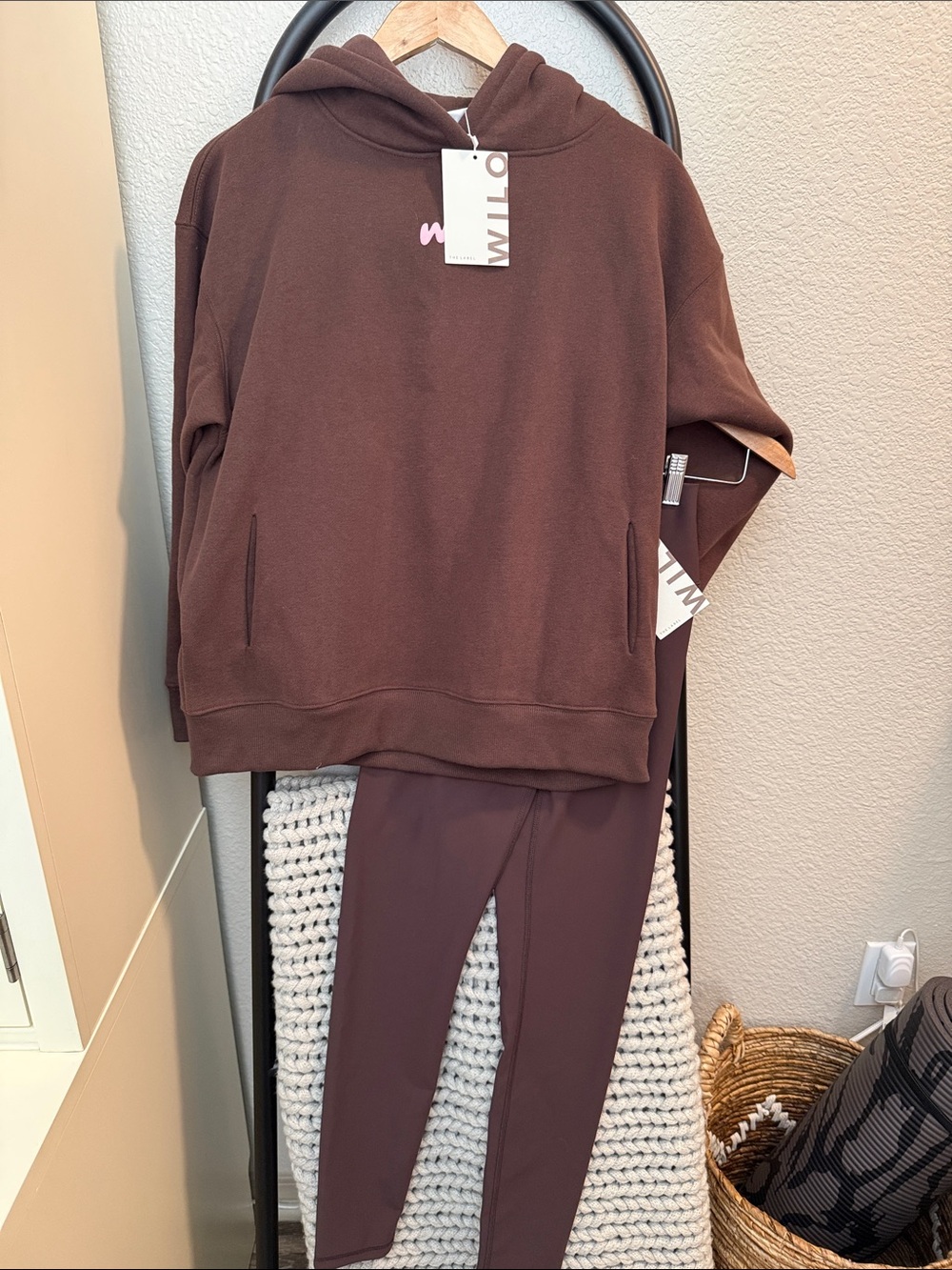 Wilo The Label chocolate hoodie and leggings set
